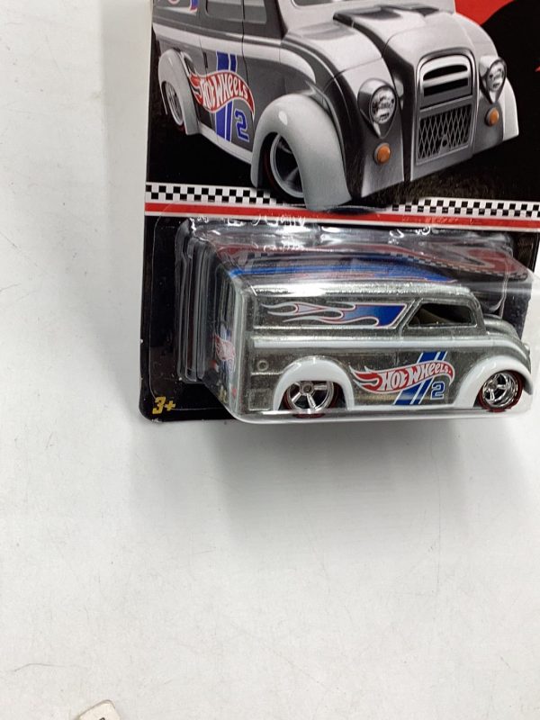 2019 Hot wheels  collectors edition Dairy Delivery mail in Zamac edition Real Riders Fashion