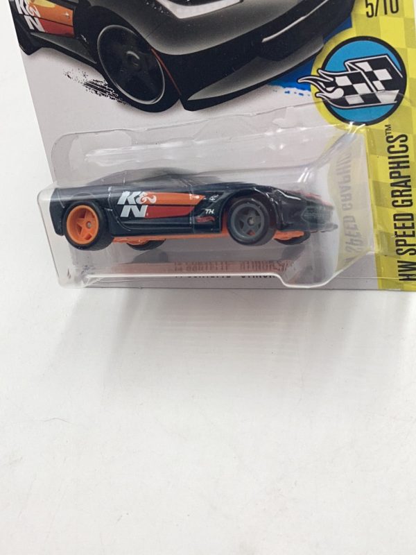 2016 hot wheels super treasure hunt 14 Corvette Stingray W Protector Online