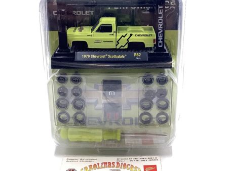 M2 Machines Model-Kit release R62 1979 Chevrolet Scottsdale square body 203E Fashion