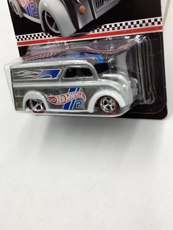 2019 Hot wheels  collectors edition Dairy Delivery mail in Zamac edition Real Riders Fashion