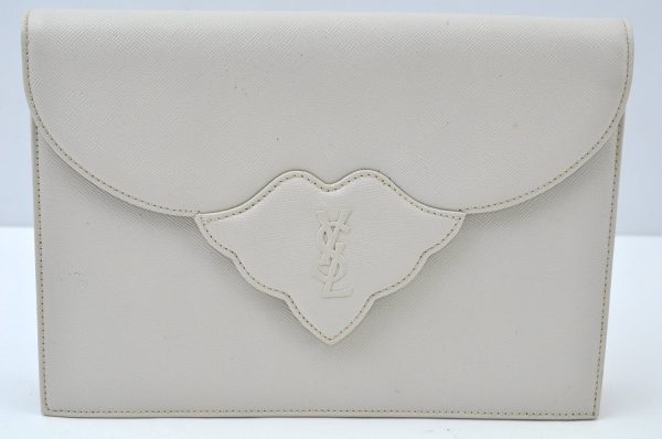 Authentic YVES SAINT LAURENT Clutch Hand Bag Purse Leather White K9837 Supply