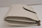 Authentic YVES SAINT LAURENT Vintage Clutch Hand Bag Purse Leather White 0206K Supply