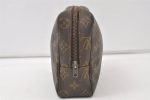 Auth Louis Vuitton Monogram Trousse Toilette 23 Clutch Hand Bag Old Model 9957J Hot on Sale