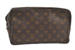 Auth Louis Vuitton Monogram Trousse Toilette 28 Clutch Bag Old Model Junk 9339J For Sale