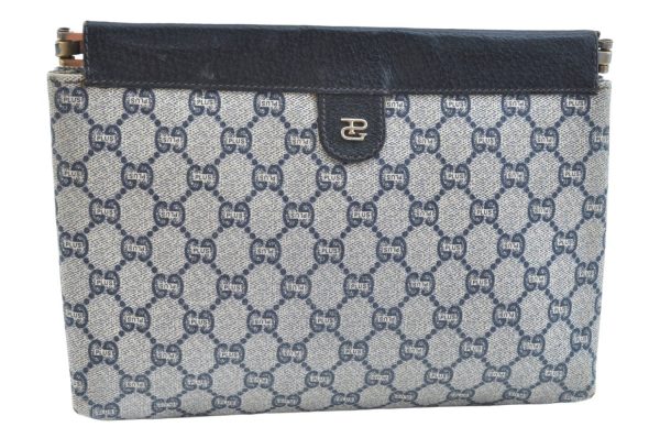 Authentic GUCCI GG Plus Clutch Hand Bag Purse GG PVC Leather Navy Blue K9288 For Sale