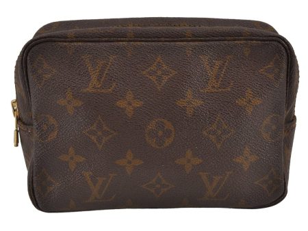 Auth Louis Vuitton Monogram Trousse Toilette 18 Clutch Hand Bag Old Model 8459J Online