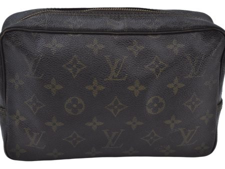 Auth Louis Vuitton Monogram Trousse Toilette 23 Clutch Hand Bag LV Junk K9742 Online Hot Sale