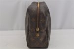 Auth Louis Vuitton Monogram Trousse Toilette 28 Clutch Hand Bag M47522 LV 5738J on Sale