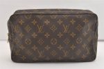 Authentic Louis Vuitton Monogram Trousse Toilette 28 Clutch Bag M47522 LV 6031J For Sale